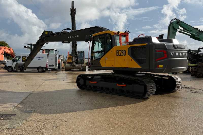 OmecoHub - Immagine VOLVO EC230F-LR